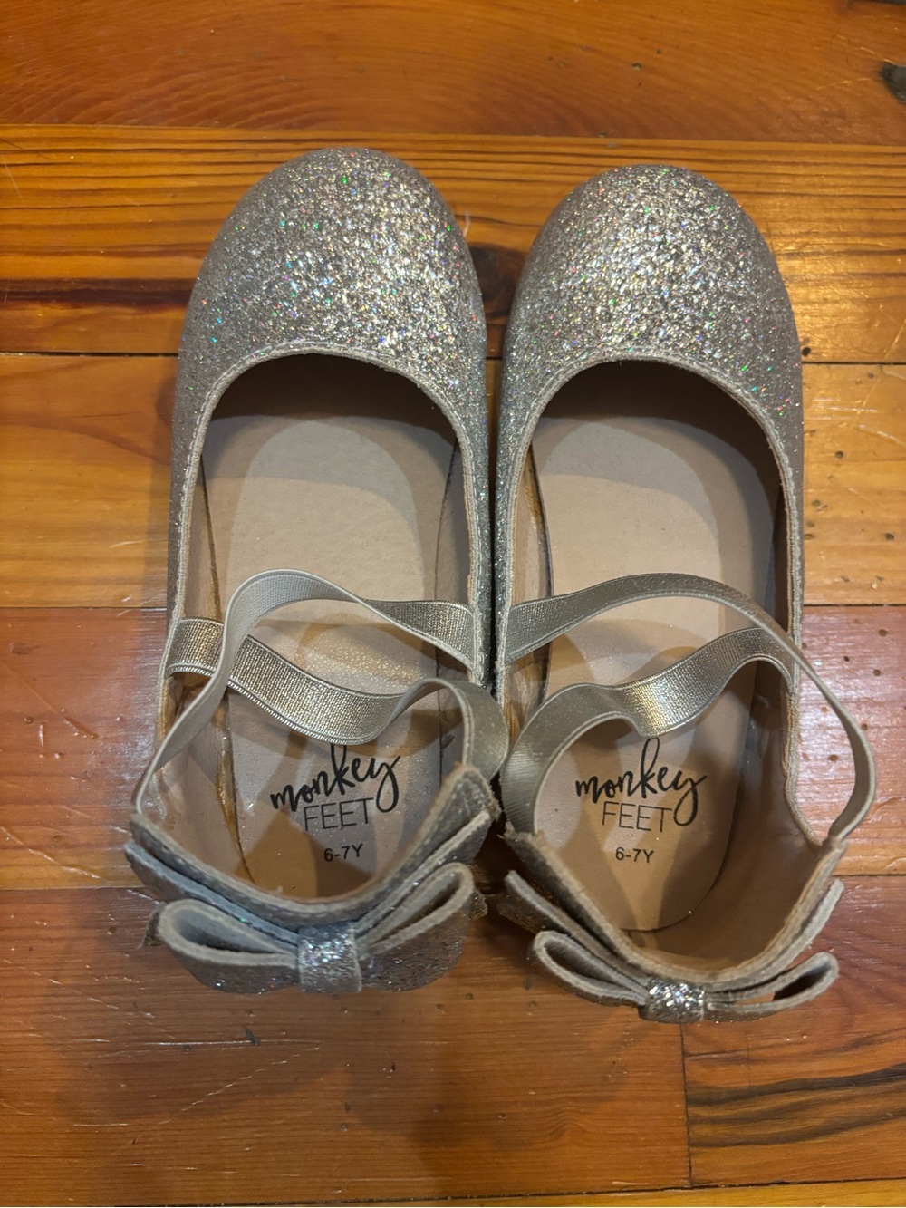 NWT Monkey Feet 6/7 Sparkle Bow Ballet Flats - Silver Glitter